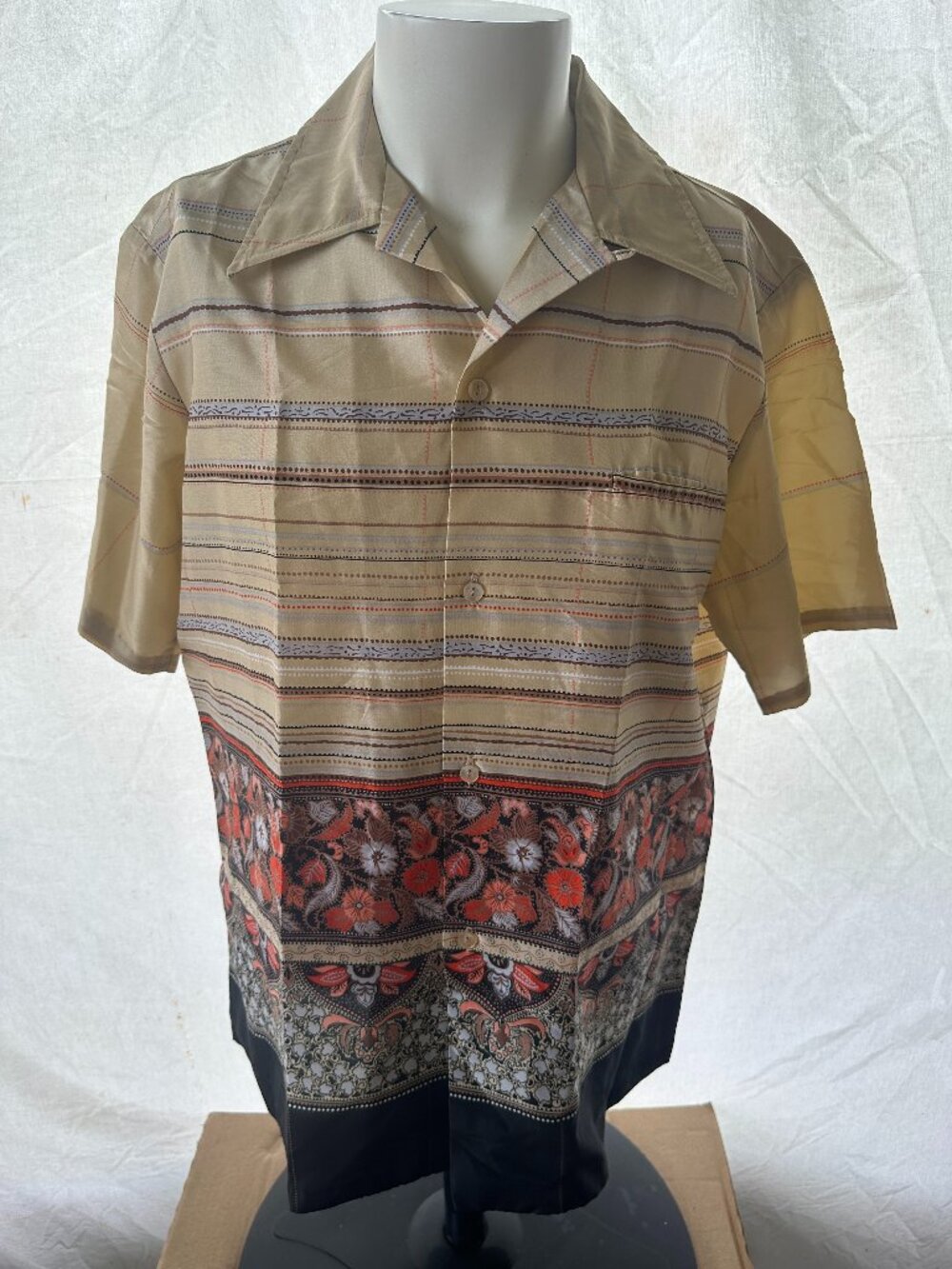 Vintage Holo Holo Hawaii Men's Brown Red Floral Hawaiian Shirt Polyester Large